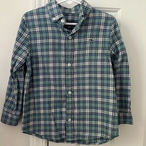 Vineyard Vines boys long sleeve flannel button down. Shades of blue & green. 4T